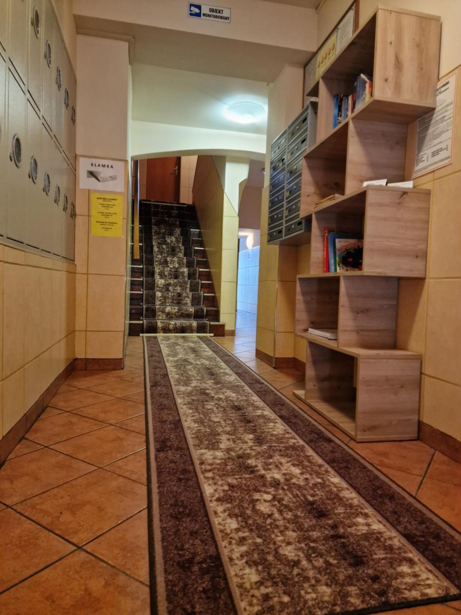 קטוביץ Aparthouse Apartamenty Centrum - In The City Center Near The Train Station מראה חיצוני תמונה
