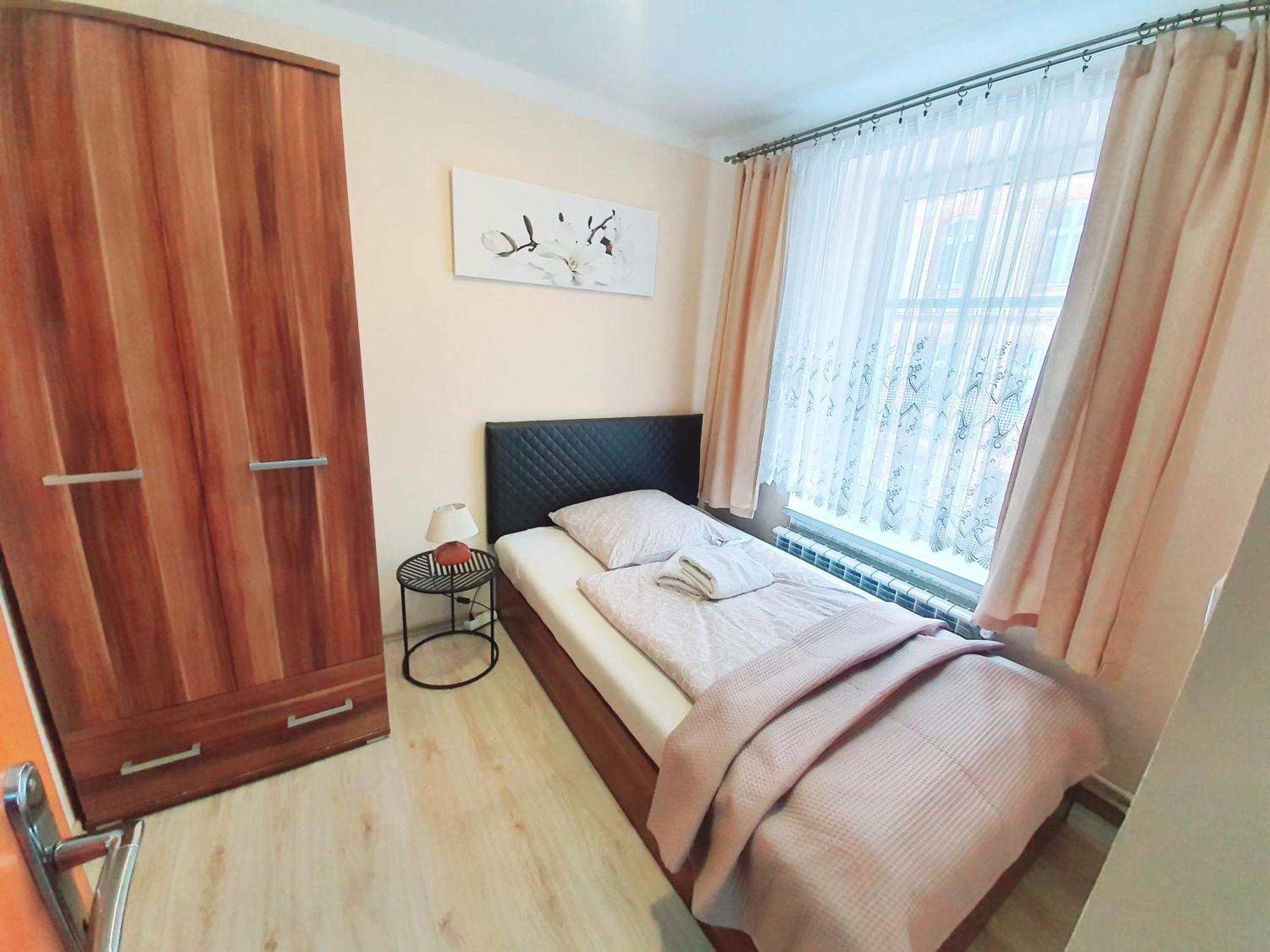 קטוביץ Aparthouse Apartamenty Centrum - In The City Center Near The Train Station חדר תמונה