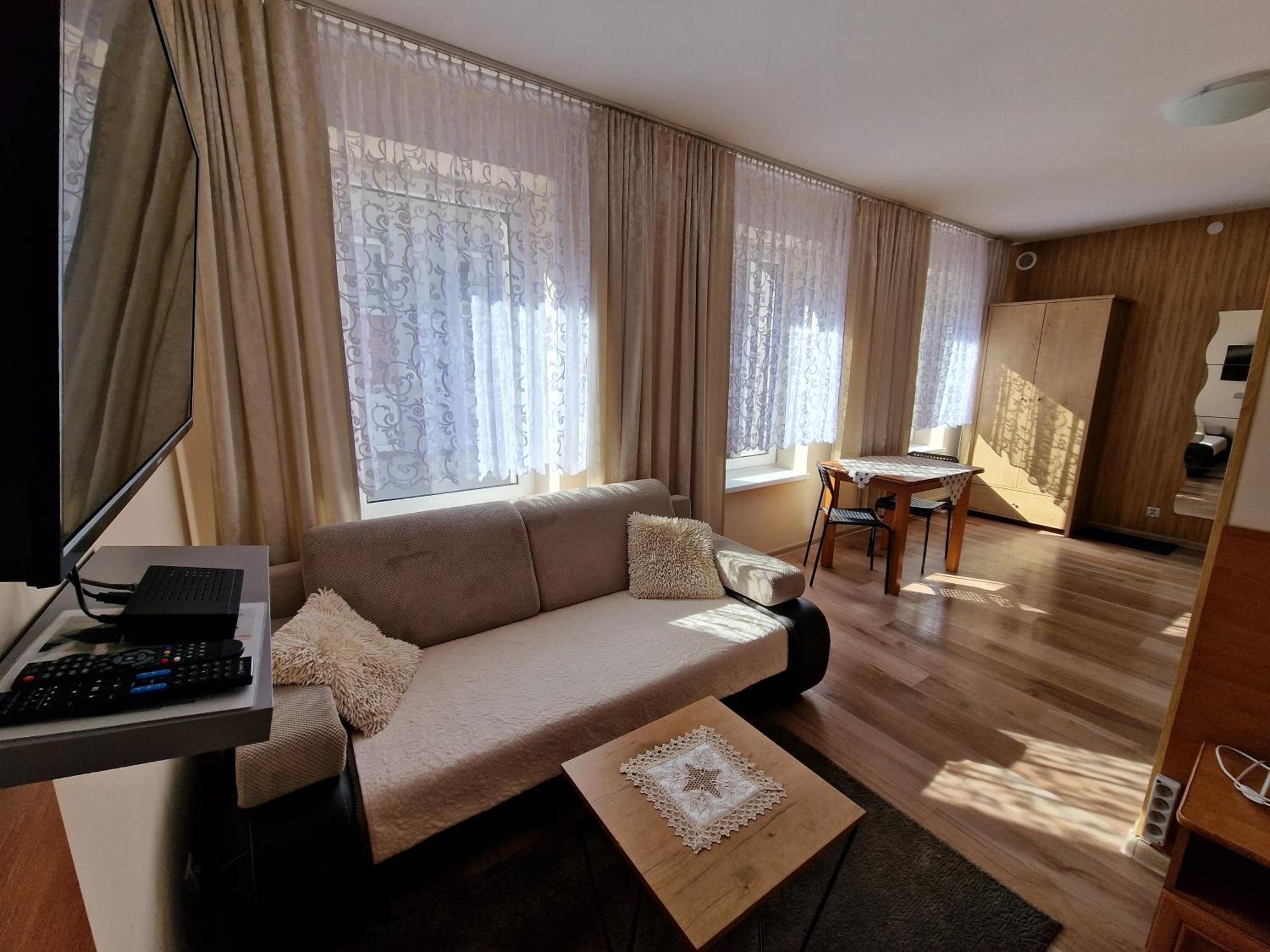 קטוביץ Aparthouse Apartamenty Centrum - In The City Center Near The Train Station מראה חיצוני תמונה