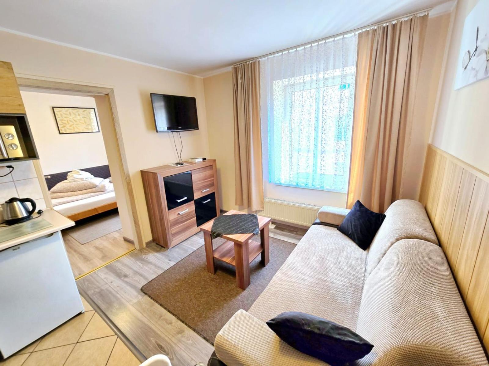 קטוביץ Aparthouse Apartamenty Centrum - In The City Center Near The Train Station חדר תמונה