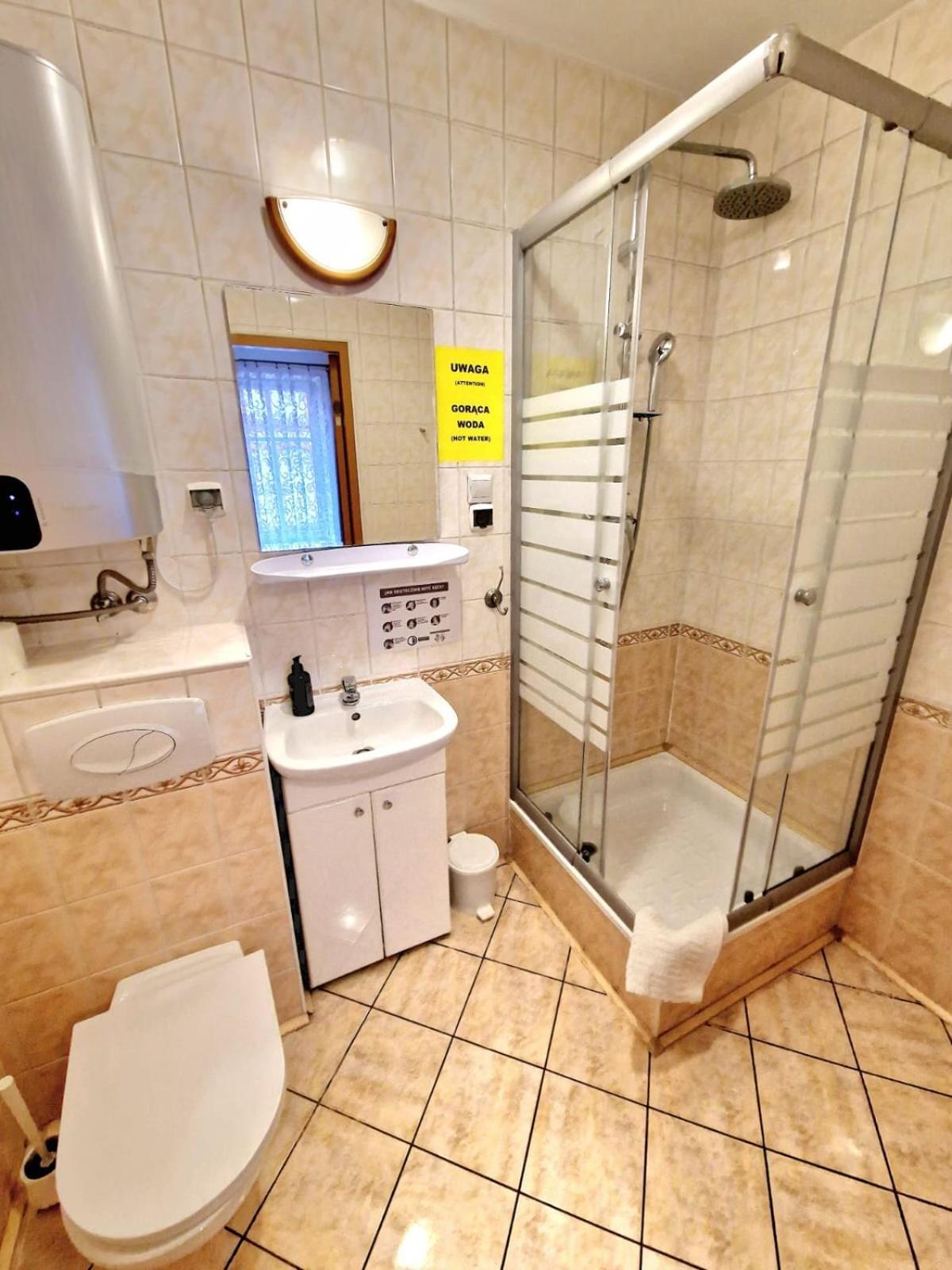 קטוביץ Aparthouse Apartamenty Centrum - In The City Center Near The Train Station חדר תמונה